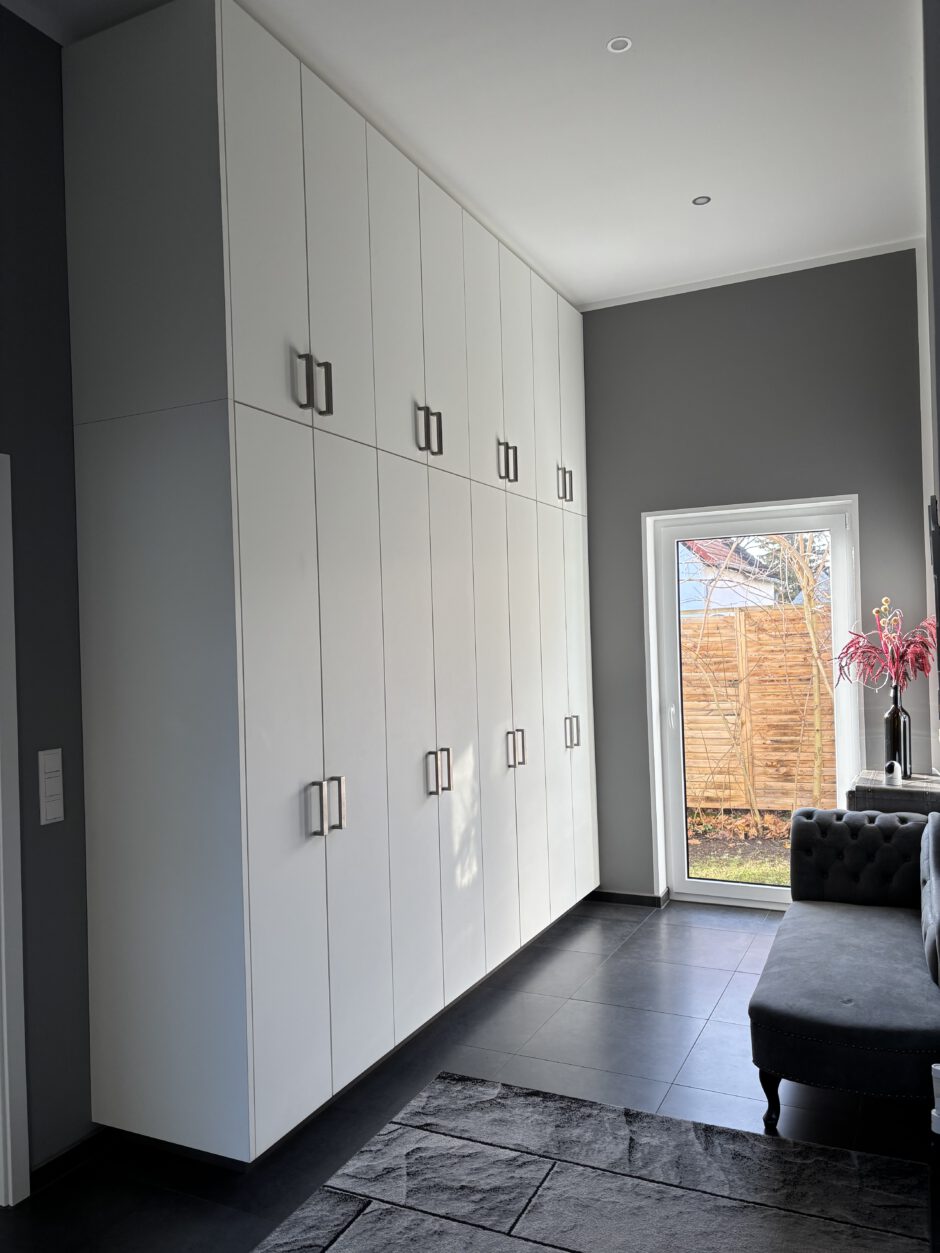 Bad und Flurmöblierung-01