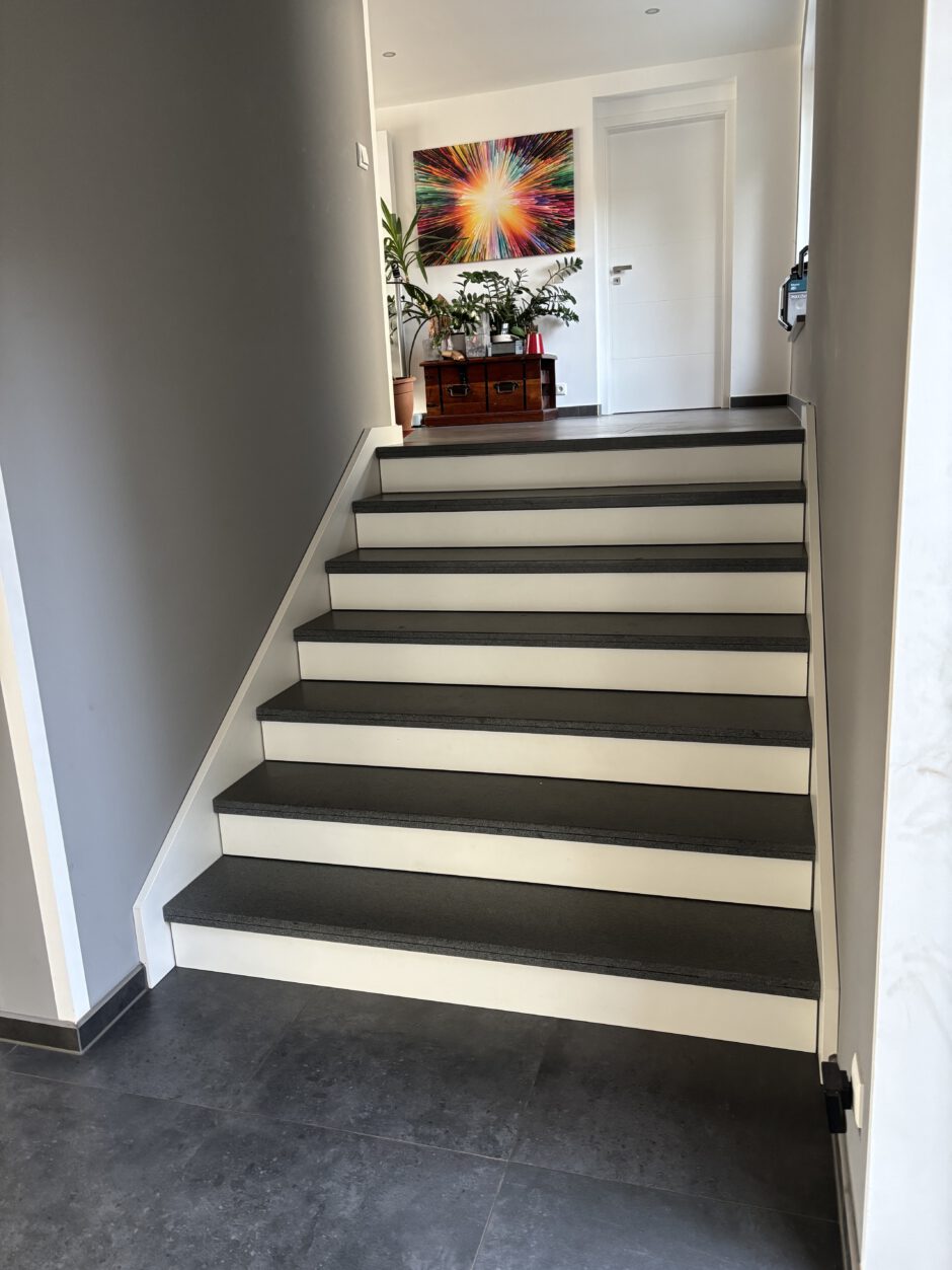 Treppenlagerschrank-01